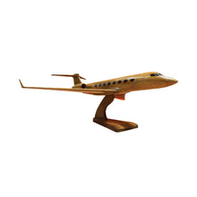 Load image into Gallery viewer, Gulfstream 550 Mahogany Wood Desktop Airplanes Model