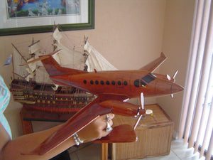 U2 Dragon Lady Mahogany Wood Desktop Airplane Model