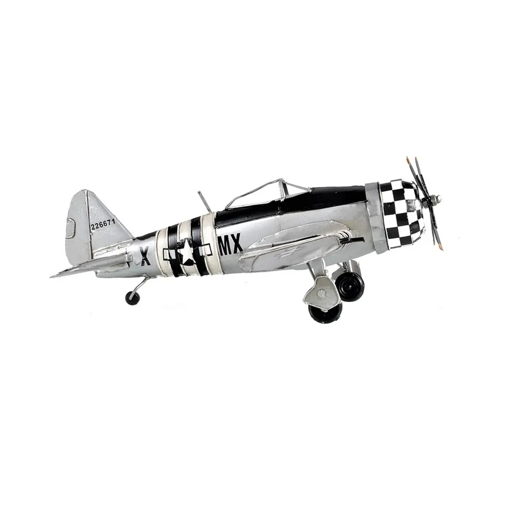 1943 Republic P-47 Bomber-Fighter