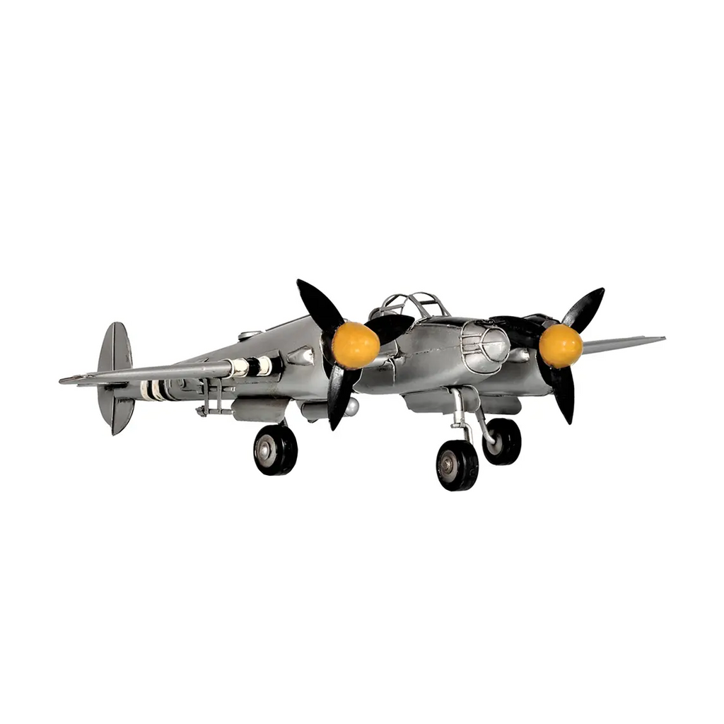 1941 Lockheed P-38 Lightning Fighter
