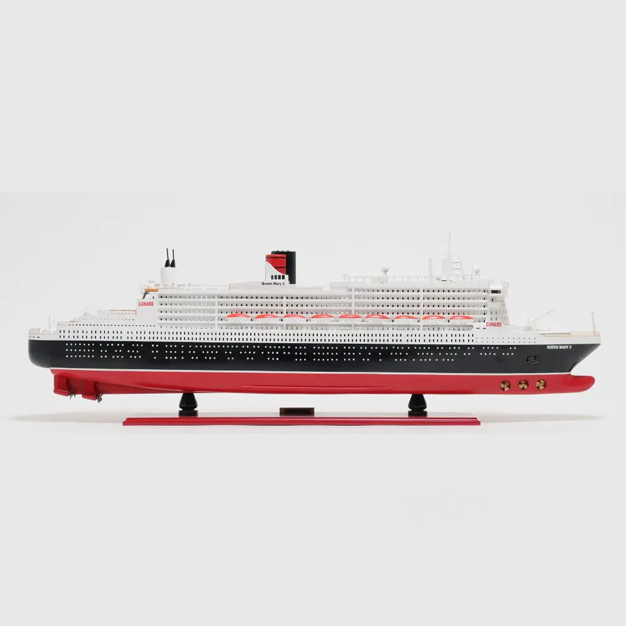 Queen Mary II L