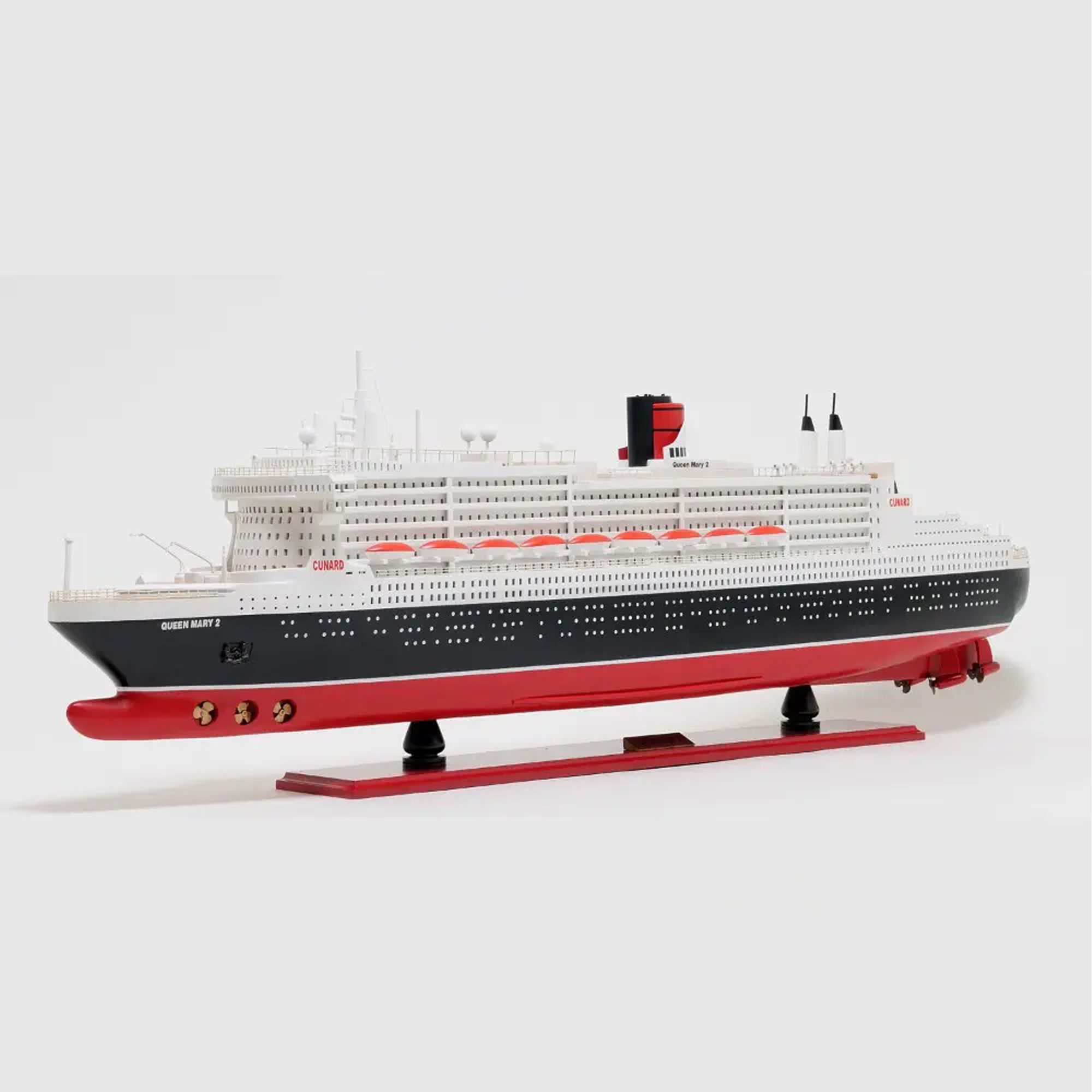 Queen Mary II L