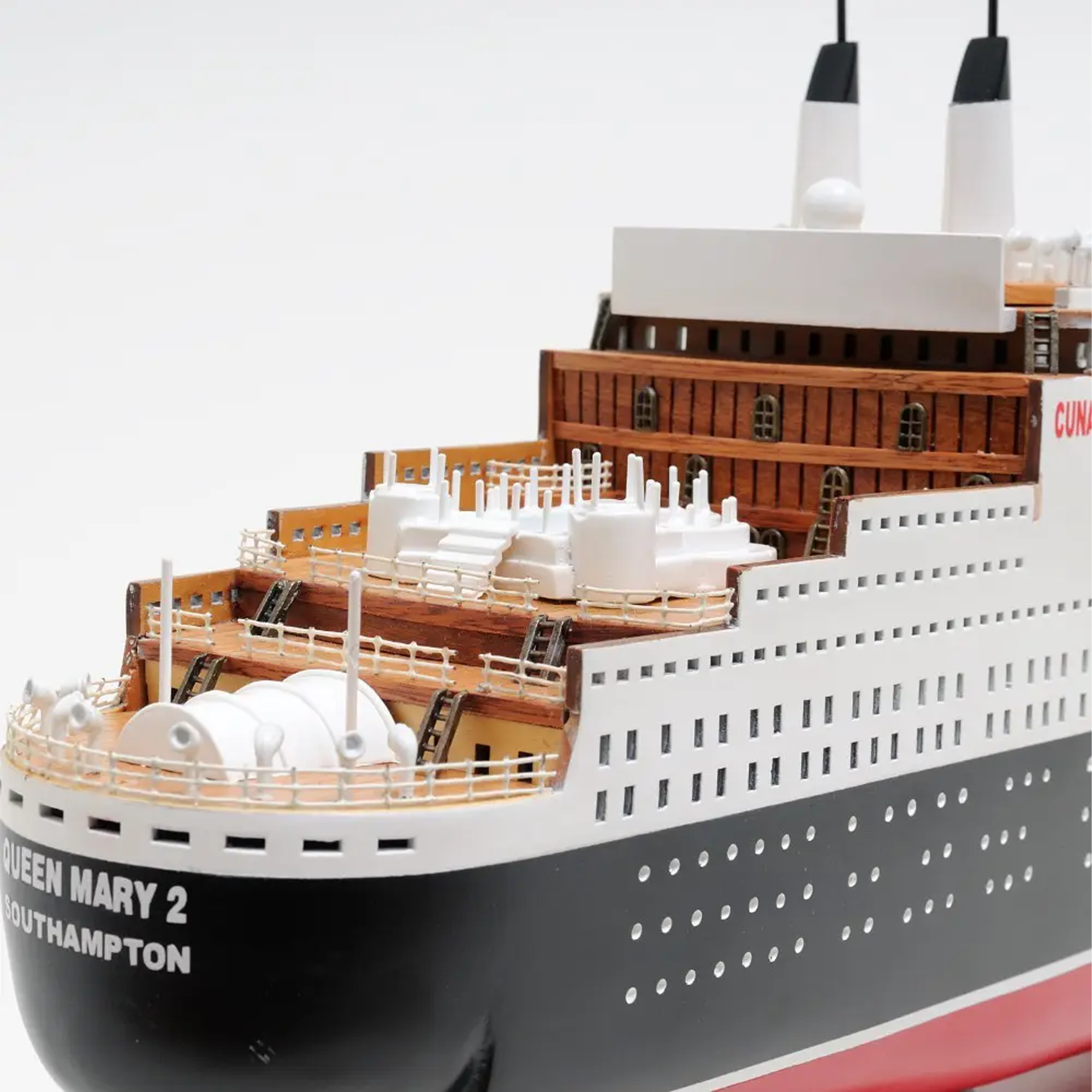 Queen Mary II L