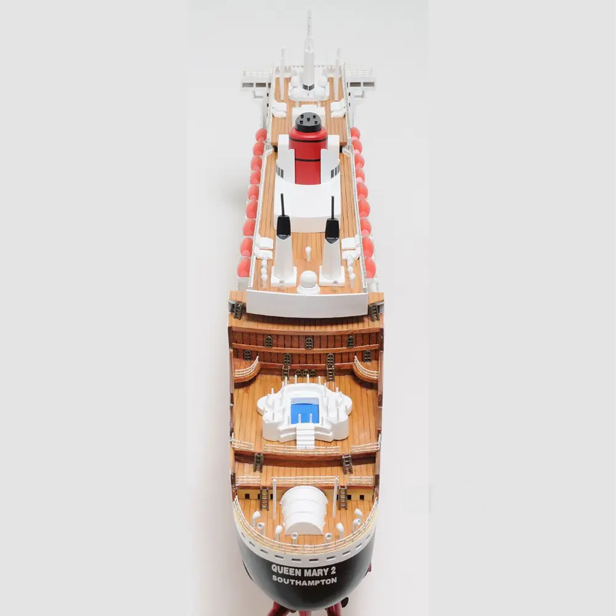Queen Mary II L