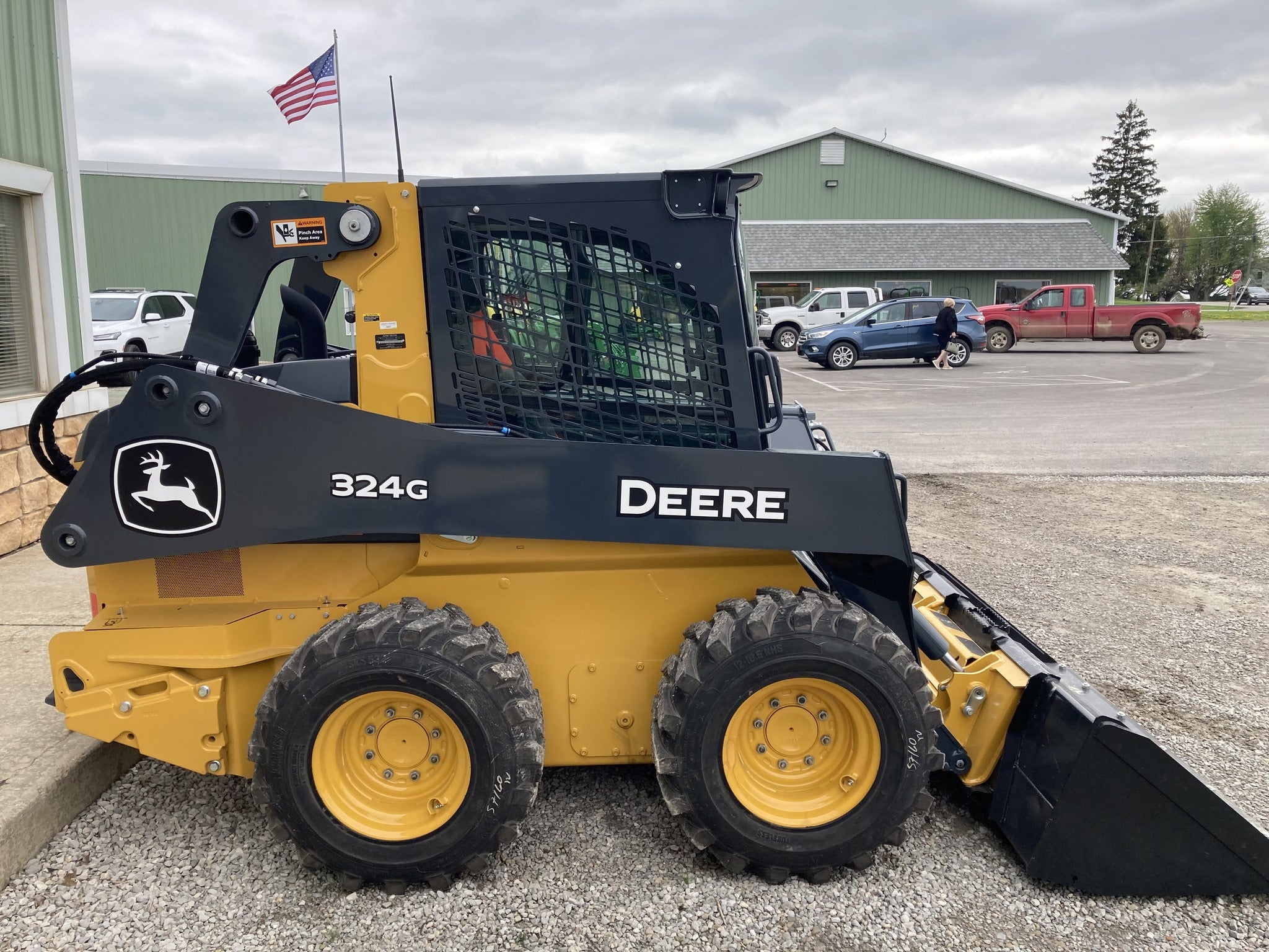 John Deere 324G