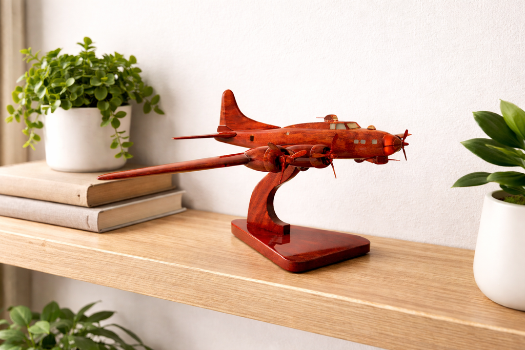 B-17 ( B17 ) Flying fortress Mahogany Wood Desktop Airplane Model
