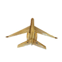 Load image into Gallery viewer, Gulfstream 550 Mahogany Wood Desktop Airplanes Model