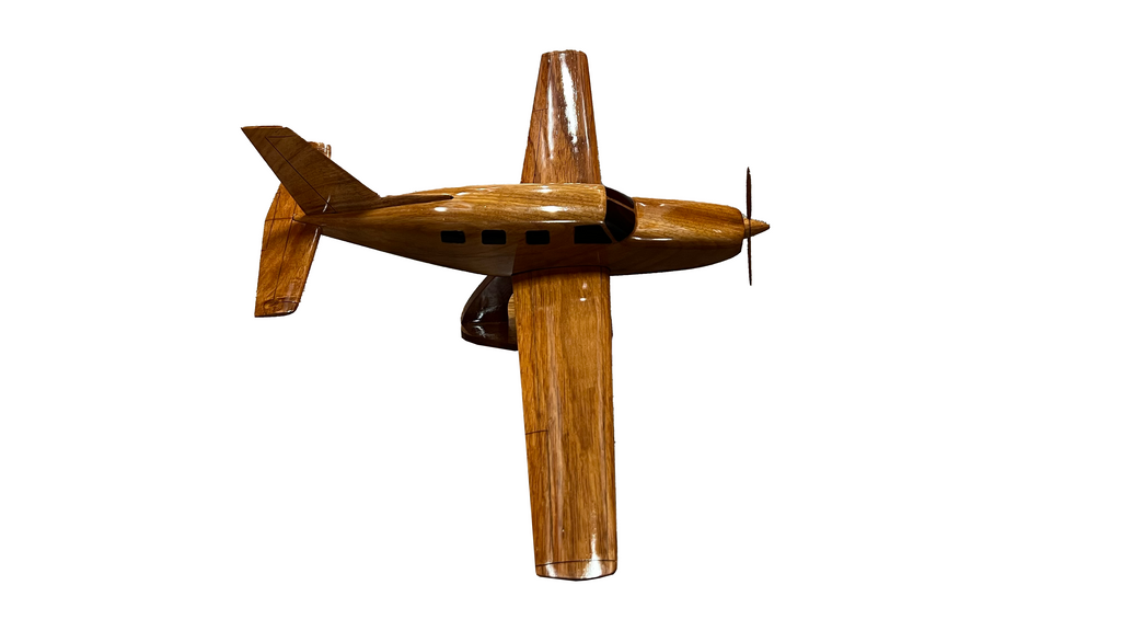 Piper Malibu Mirage Mahogany wood model