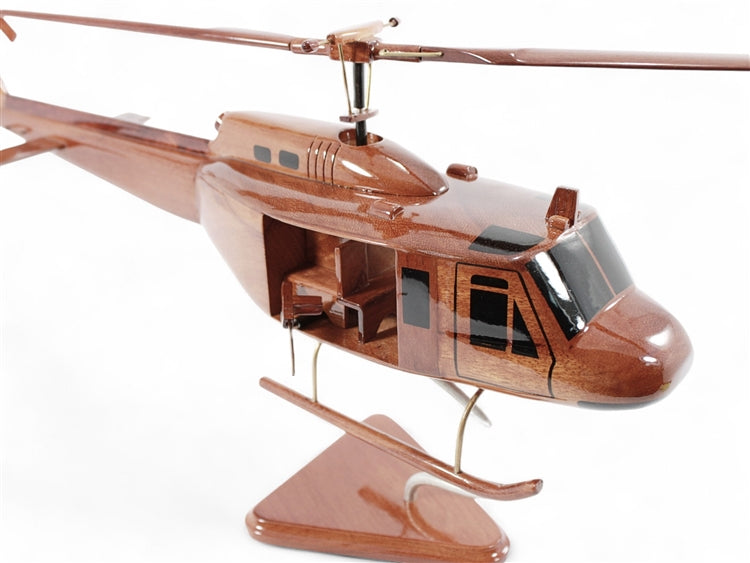 UH-1 ( UH1 ) Huey Gunship