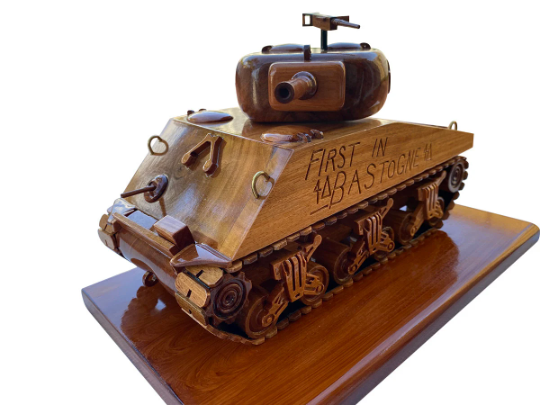 King Cobra Sherman M4 tank with base