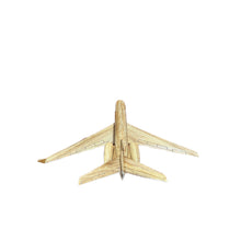 Load image into Gallery viewer, Gulfstream 650 Mahogany Wood Desktop Airplane Modal