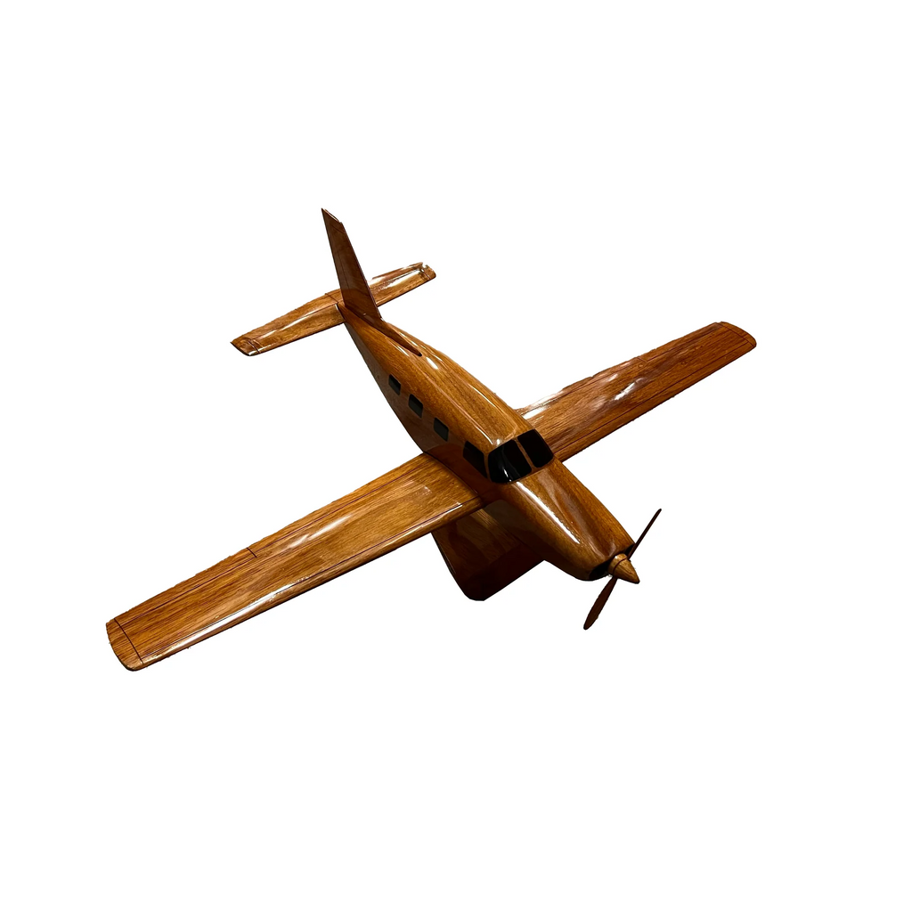 Piper Malibu Mirage Mahogany wood model