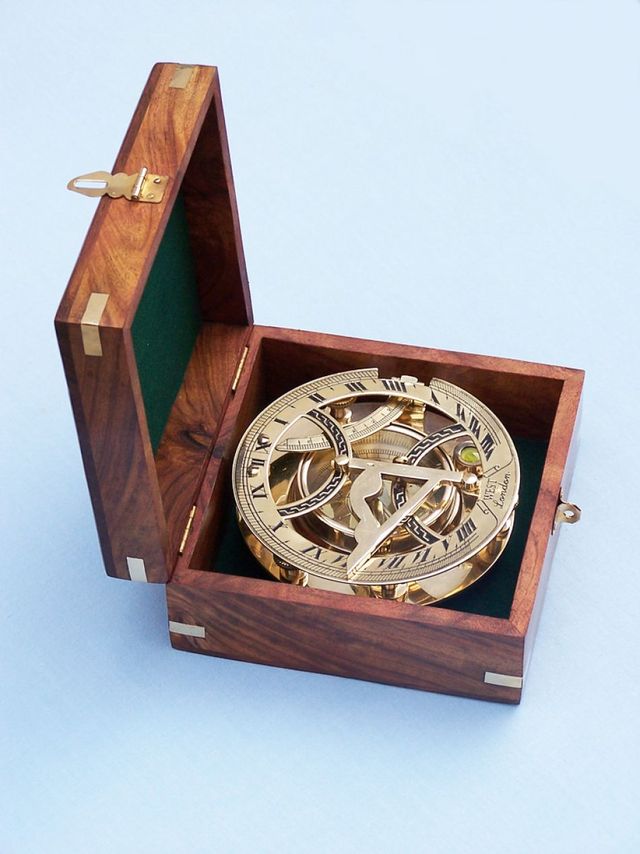 Solid Brass Round Sundial Compass w/ Rosewood Box 6"