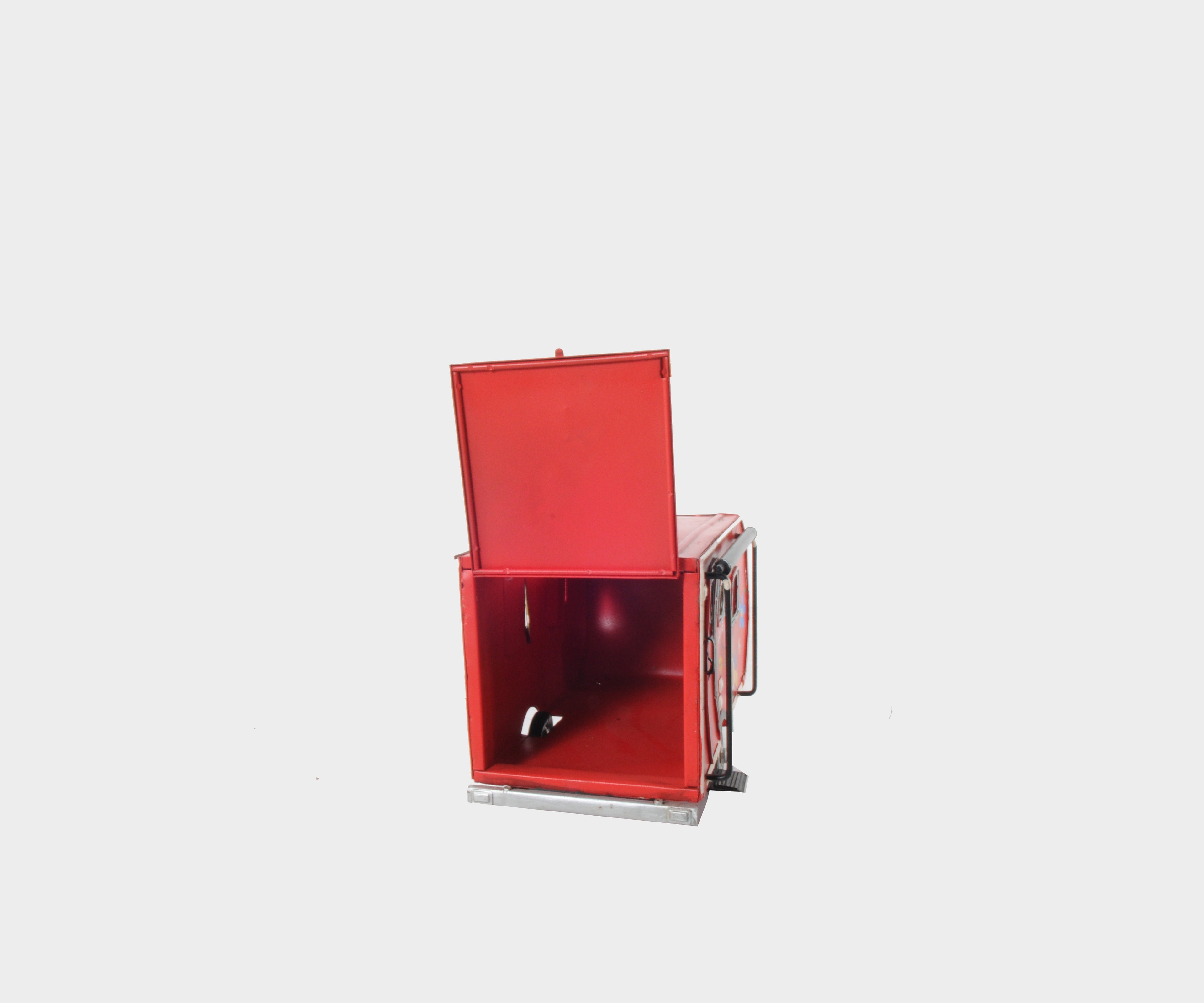 Red Trailer Tissue Holder