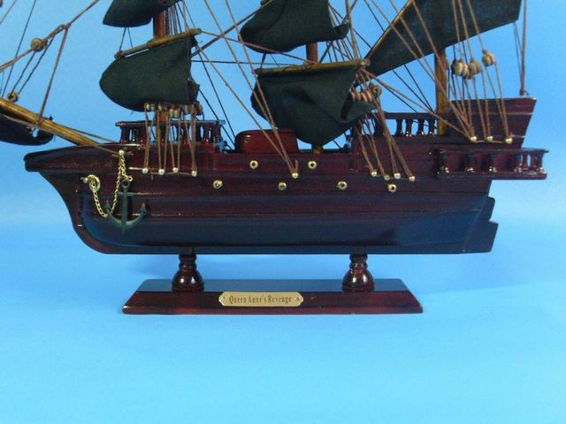 Wooden Blackbeard's Queen Anne's Revenge Model Pirate Ship 15
