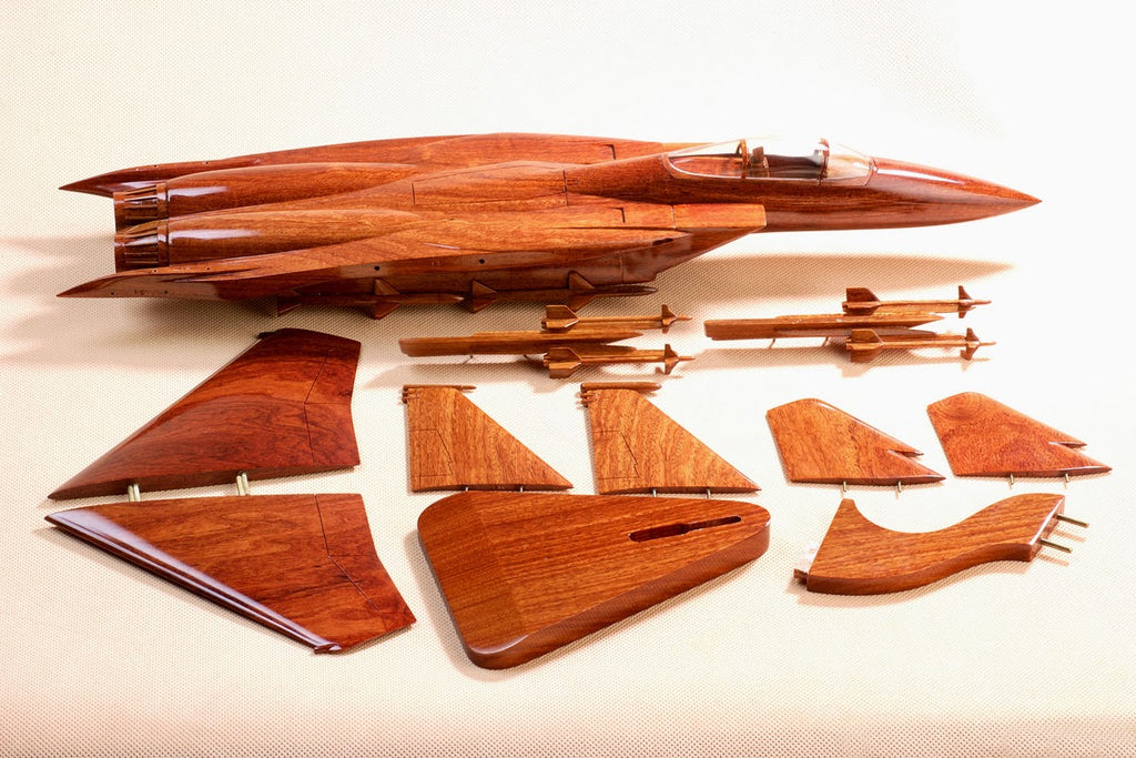 U2 Dragon Lady Mahogany Wood Desktop Airplane Model