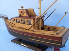 Load image into Gallery viewer, Wooden Jaws - Orca Model Boat 20&quot;