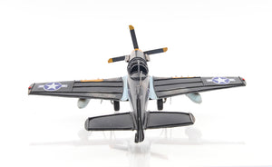 1943 Grey Mustang P51 1:40