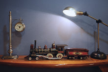 Load image into Gallery viewer, Model Of Union Pacific 1:24