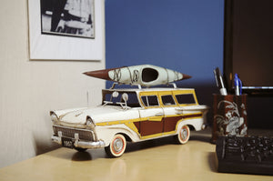 Fords Woody-Look Country Squire W/ Kayak