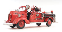 Load image into Gallery viewer, 1938 Red Fire Engine Ford 1:40