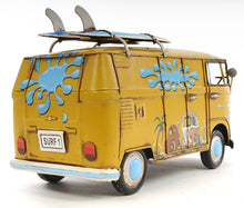 Load image into Gallery viewer, 1967 Volkswagen Deluxe Bus 1:18