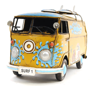 1967 Volkswagen Deluxe Bus 1:18