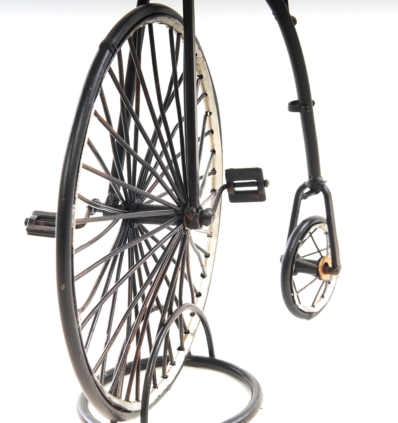 1870 The High Wheeler -Penny Farthing