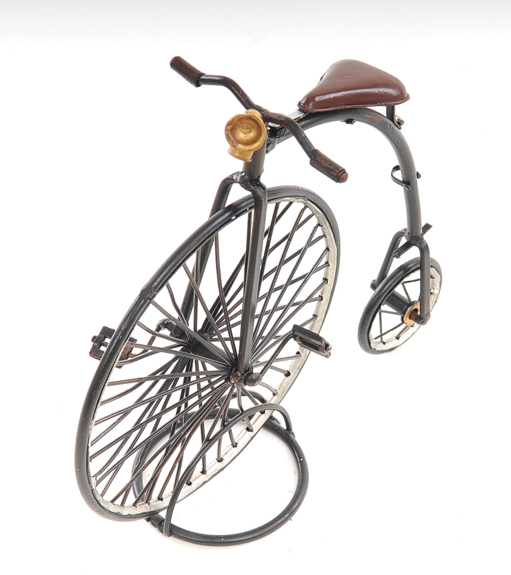 1870 The High Wheeler -Penny Farthing