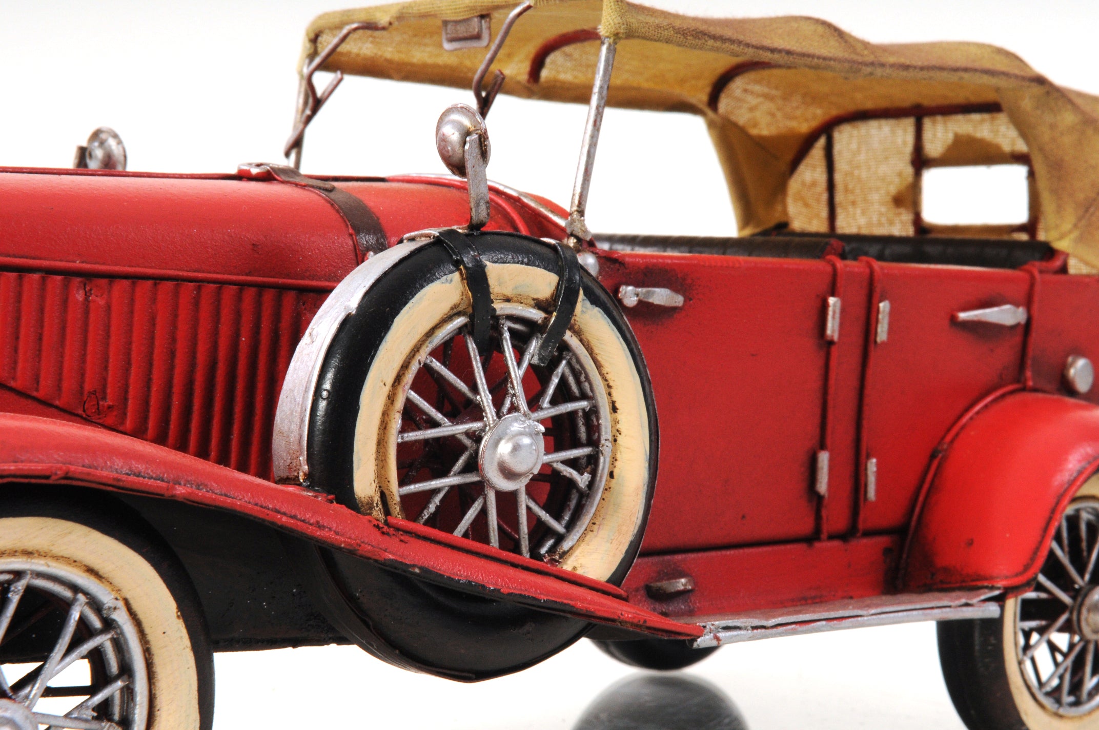 1933 Red Duesenberg J 1:12