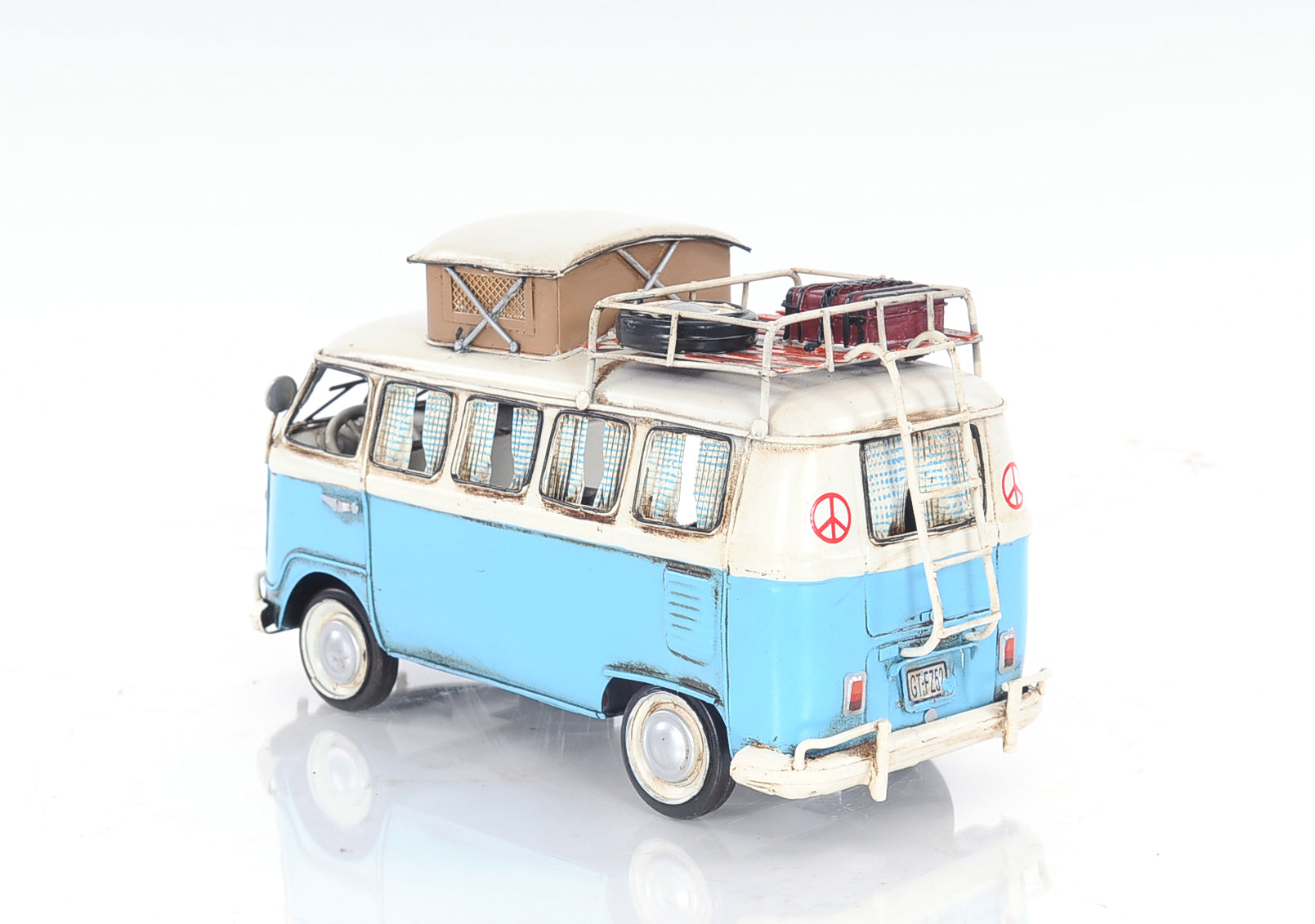 Volkswagen Camp Bus