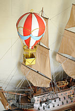 Load image into Gallery viewer, Vintage Hot Air Balloon
