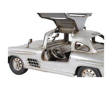 Load image into Gallery viewer, Mercedes Benz 300L Gullwing Silver Model