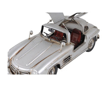 Load image into Gallery viewer, Mercedes Benz 300L Gullwing Silver Model