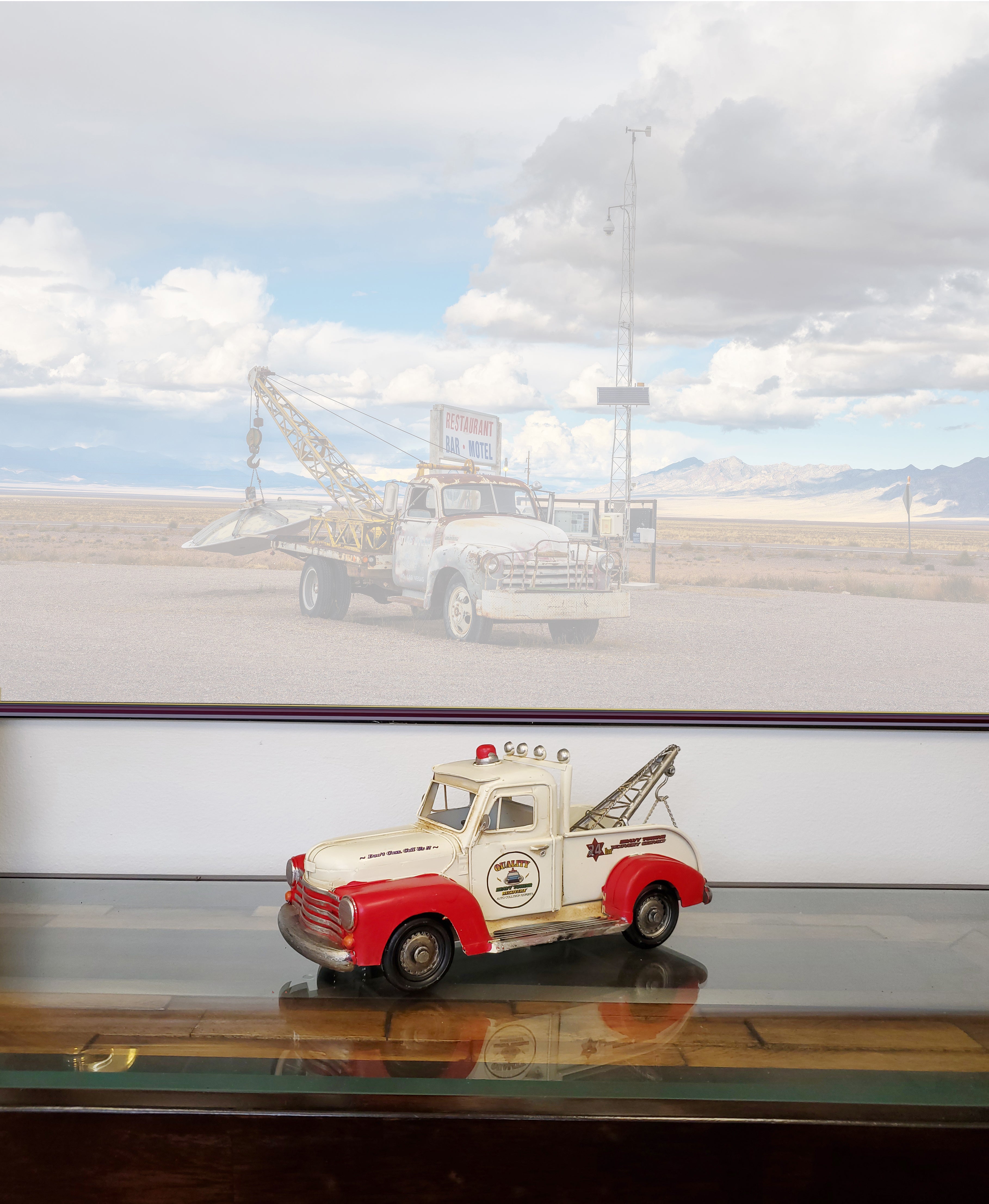 Metal Handmade Classic Chevrolet Tow Truck
