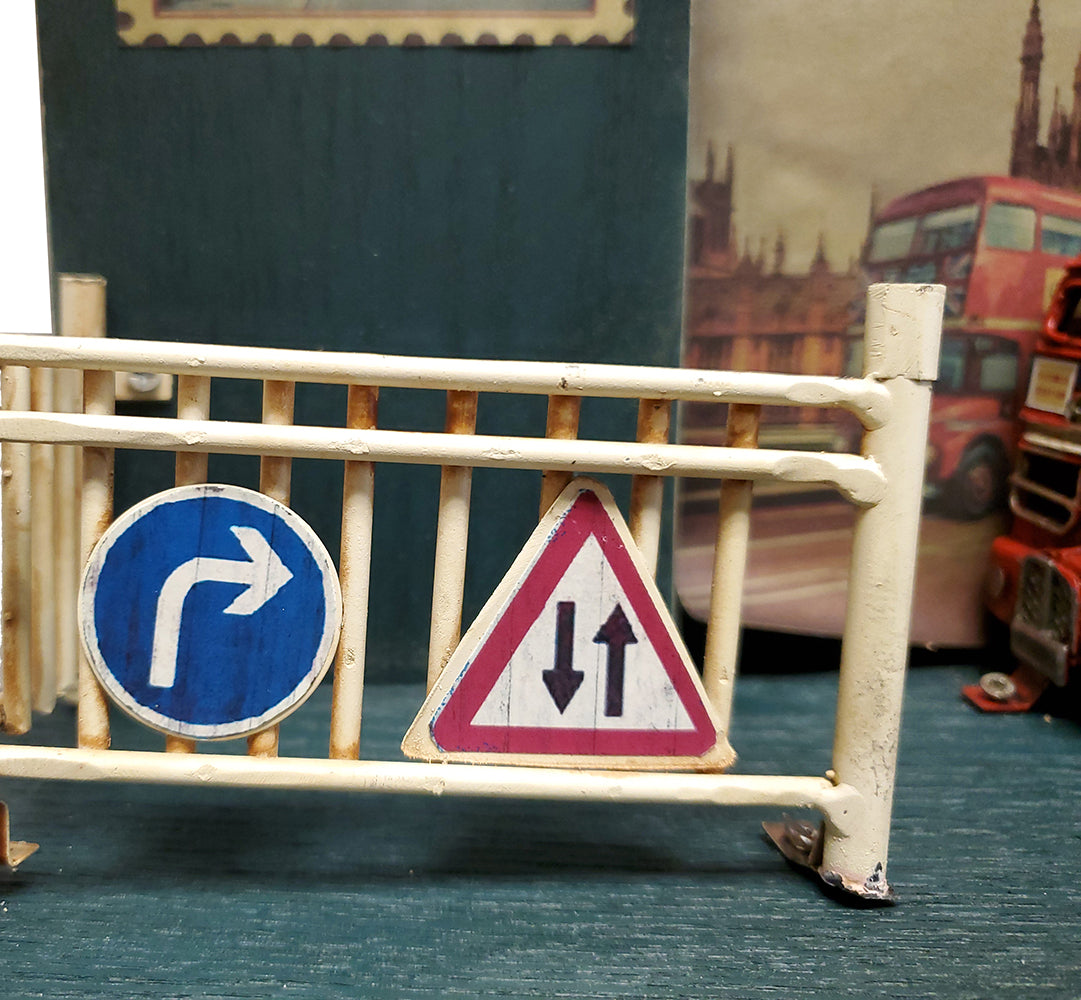Vintage Double Decker London Bus Shadow Box