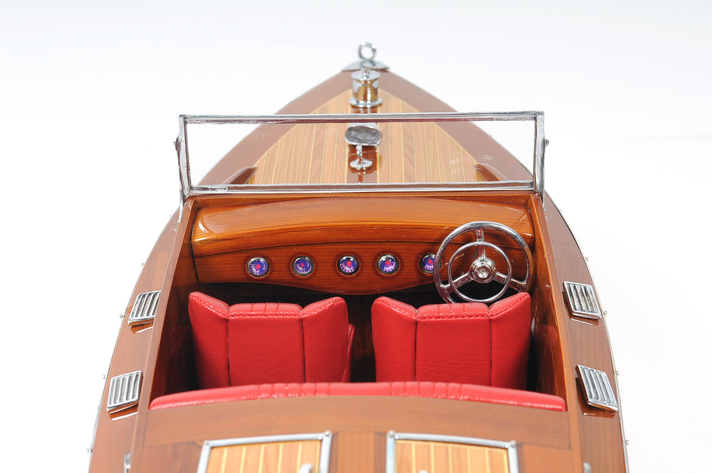 Chris Craft Runabout Medium