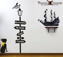 Load image into Gallery viewer, Black Pearl Pirate Ship Medium