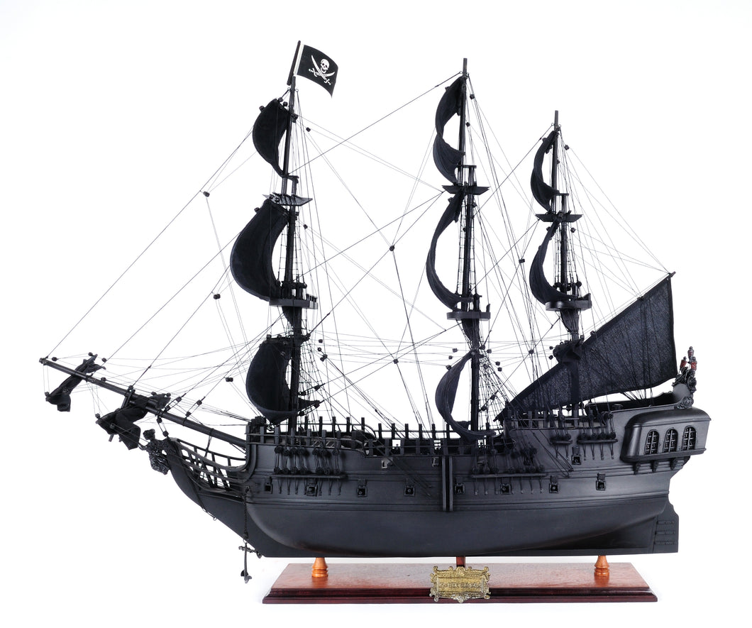 Black Pearl Pirate Ship Medium