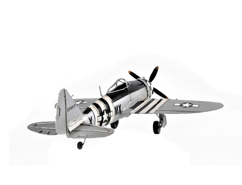 1943 Republic P-47 Bomber-Fighter