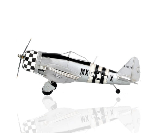 1943 Republic P-47 Bomber-Fighter