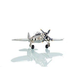 1943 Republic P-47 Bomber-Fighter