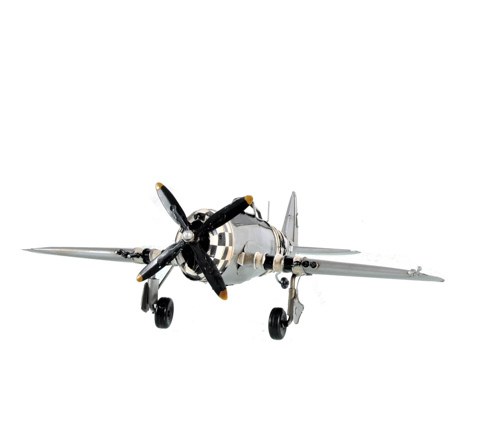 1943 Republic P-47 Bomber-Fighter