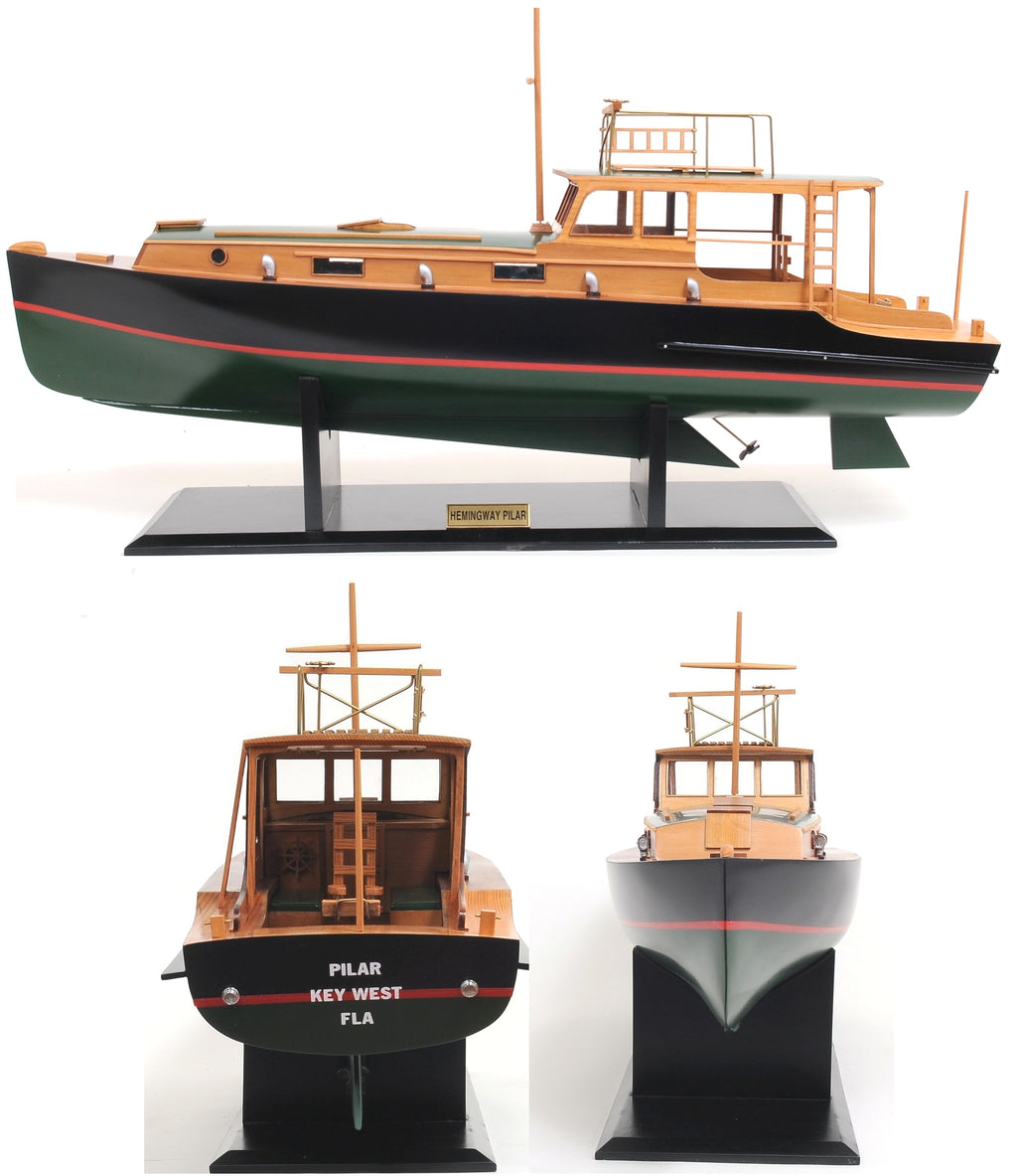 Hemingway™ Pilar Fishing Boat