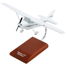 Load image into Gallery viewer, Cessna 172 Skyhawk 1/32 Modern Model Custom Made for you