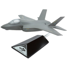 Load image into Gallery viewer, F-35 JSF/STOVL USMC 1/40 Model Custom Made for you