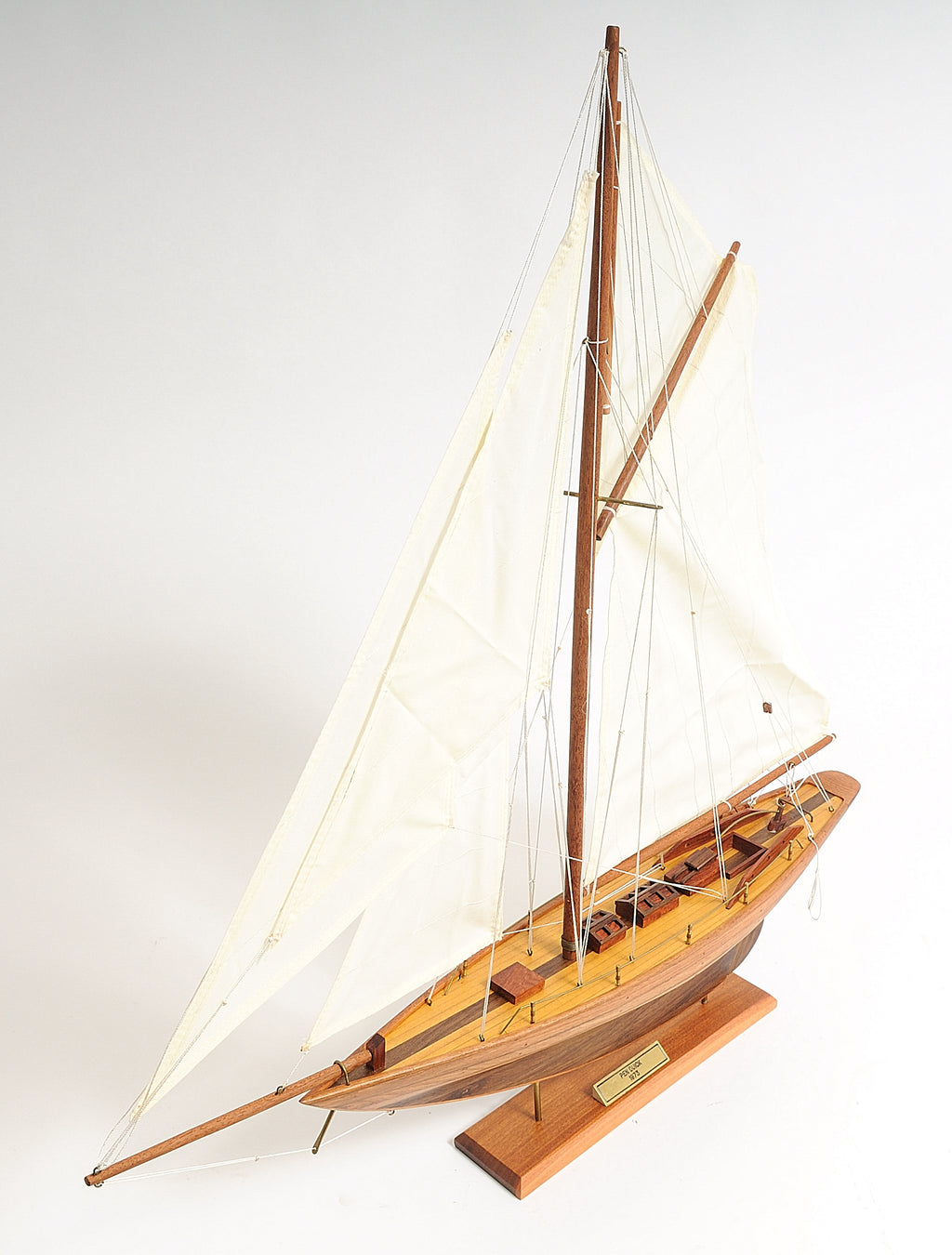 Pen Duick (Small)