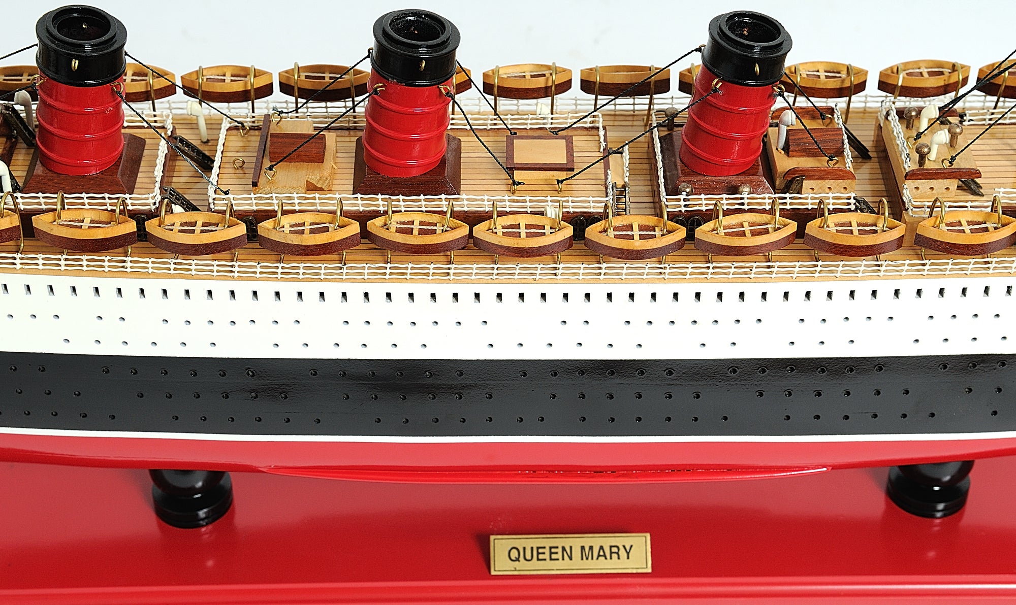 Queen Mary L