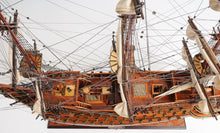 Load image into Gallery viewer, Royal Louis E.E.