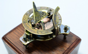 Sundial compass coffee  with box wooden